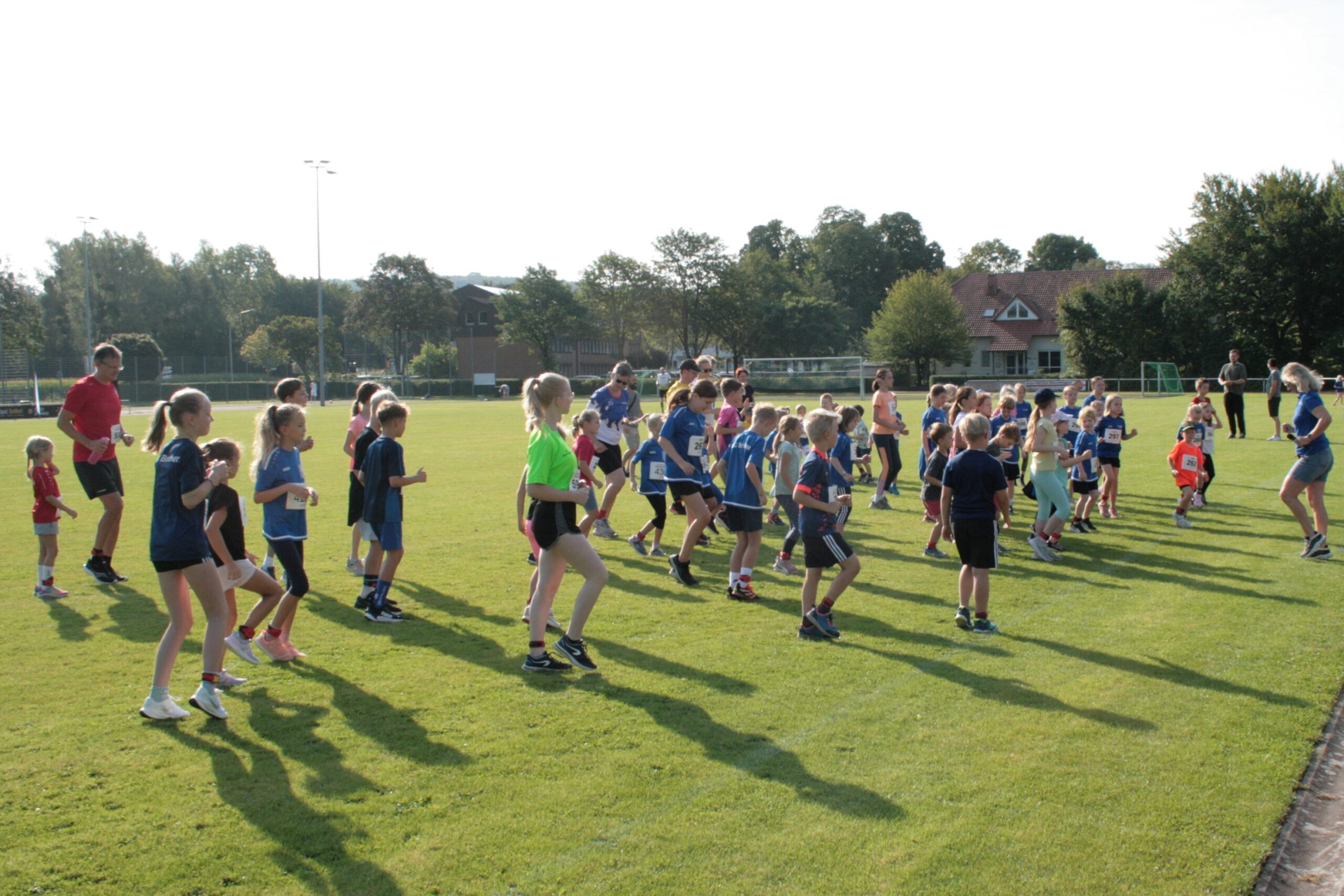 You are currently viewing Ergebnisse des Borchener-Schüler-Lauf-Cup 2024 in Schloss Hamborn und Kirchborchen