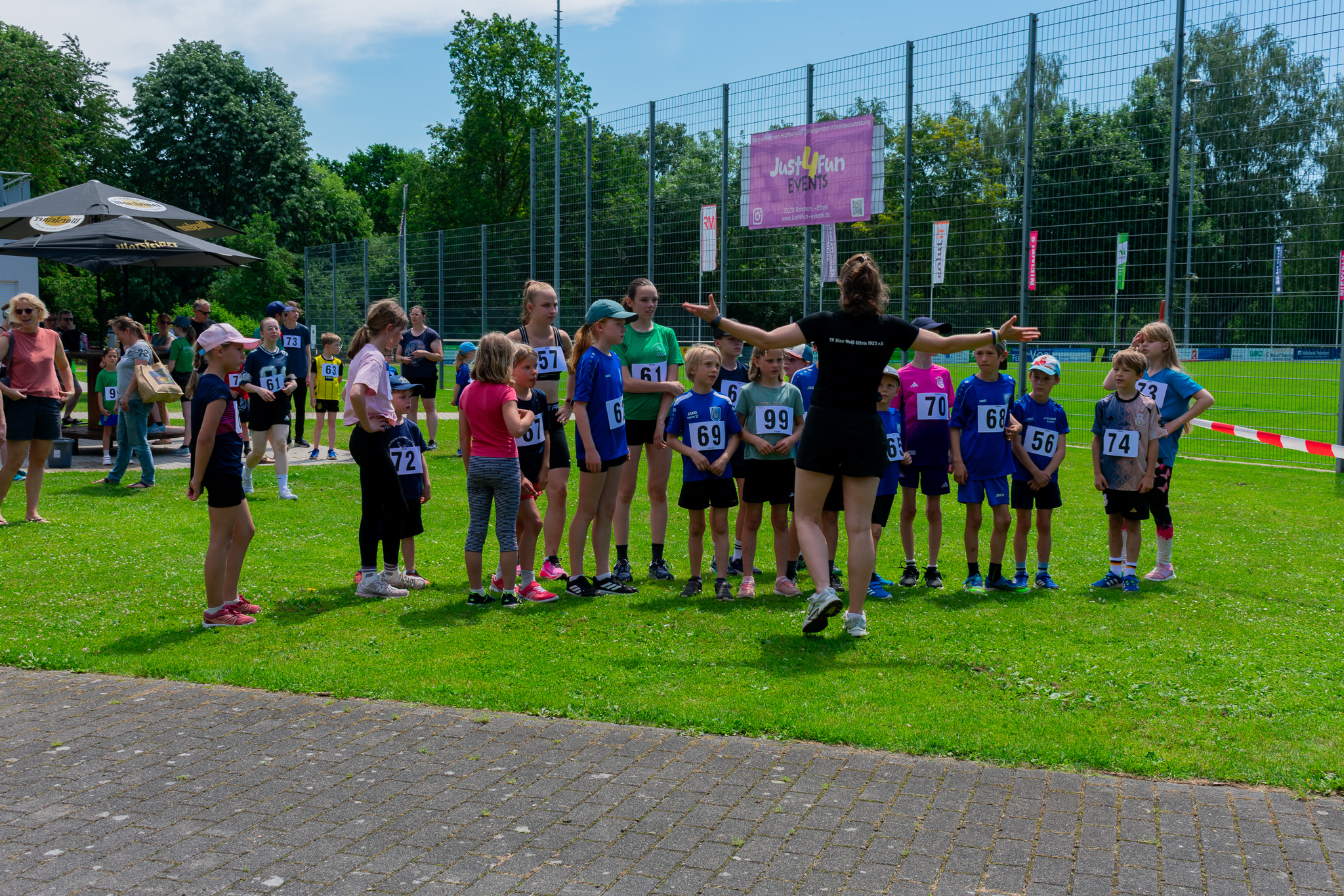 Du betrachtest gerade Teamgeist beim Borchener Schüler-Lauf-Cup in Etteln